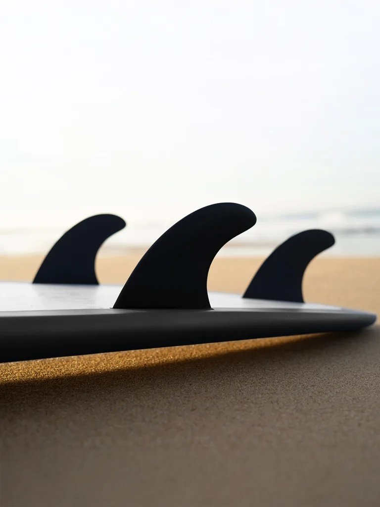 Newave Futures Thruster Fin Set, Size M