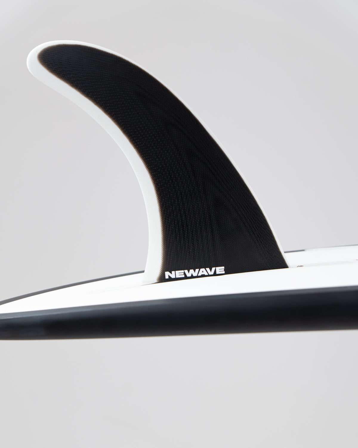 Single Fin 10" - Noir & Blanc